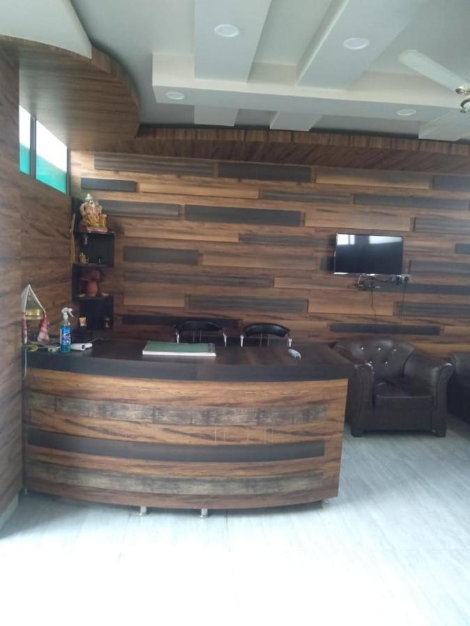 Woodland Lodge And Restaurant Γουβαχάτι Εξωτερικό φωτογραφία